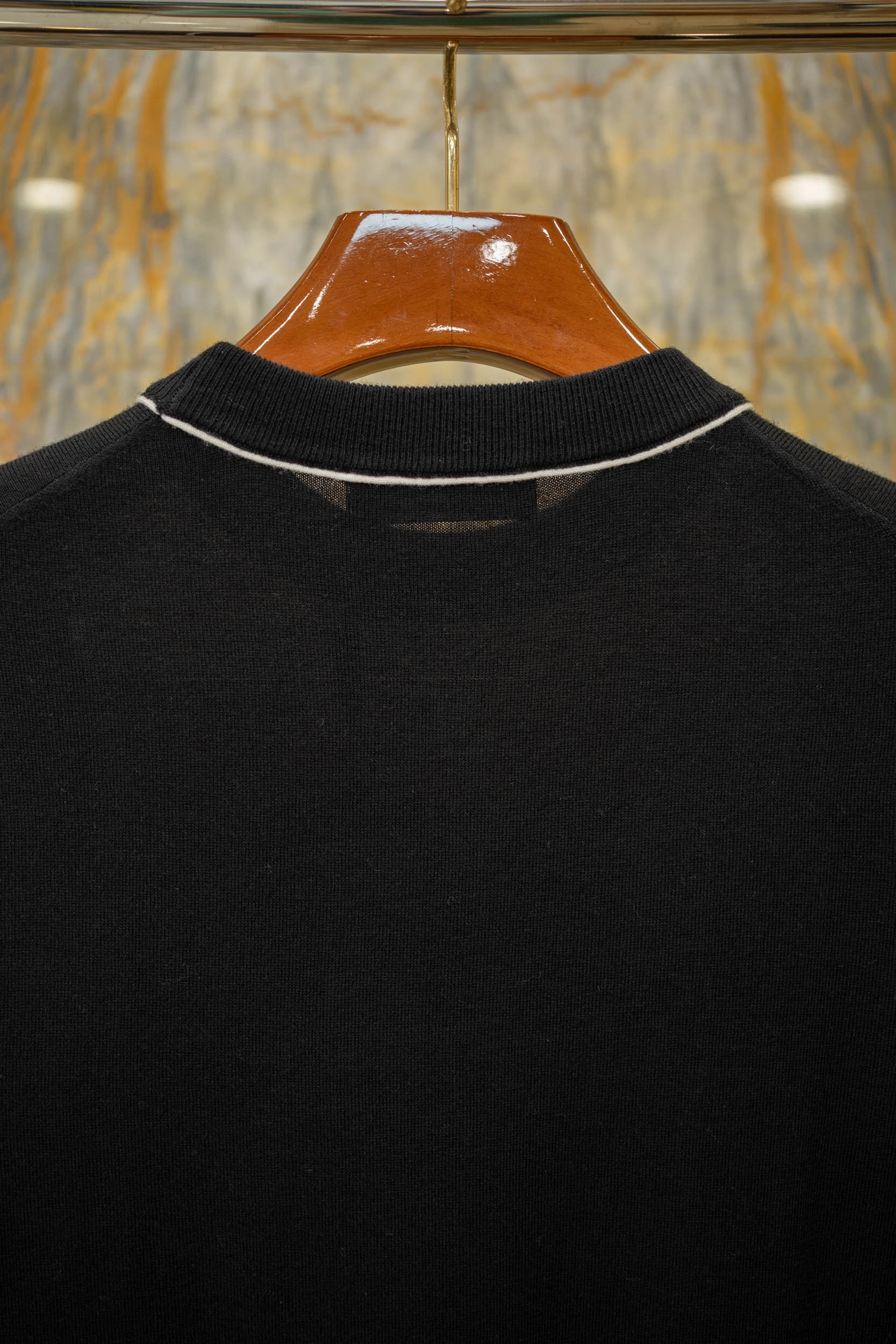 wg.luxury -- 4o835& wool embroidery item: E-F443J1236H